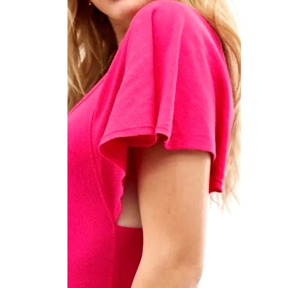 NEW FREE PEOPLE RIBBED FLUTTER SLEEVE BODYSUIT - Picture 5 of 9